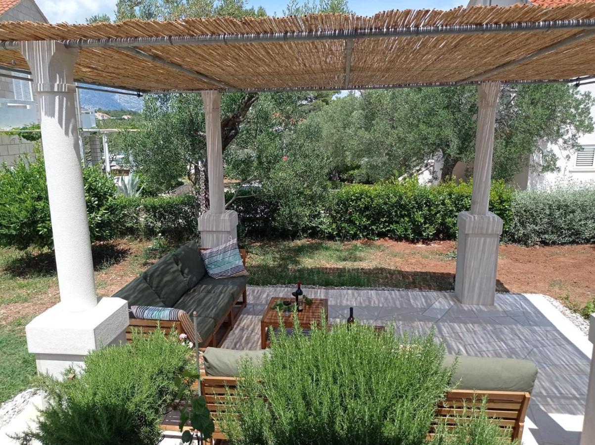 My Mediterranean Villa With Huge Garden And Own Parking ルンバルダ エクステリア 写真